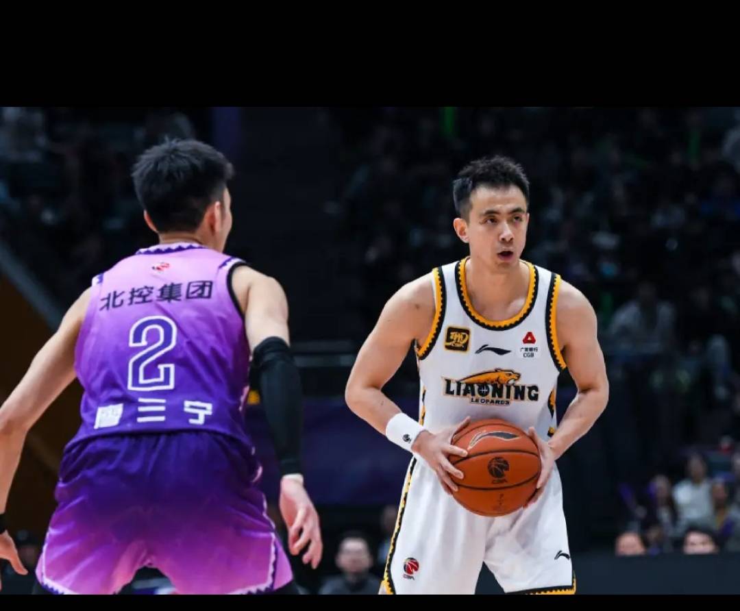 山东男篮再胜，连胜常规赛乱战