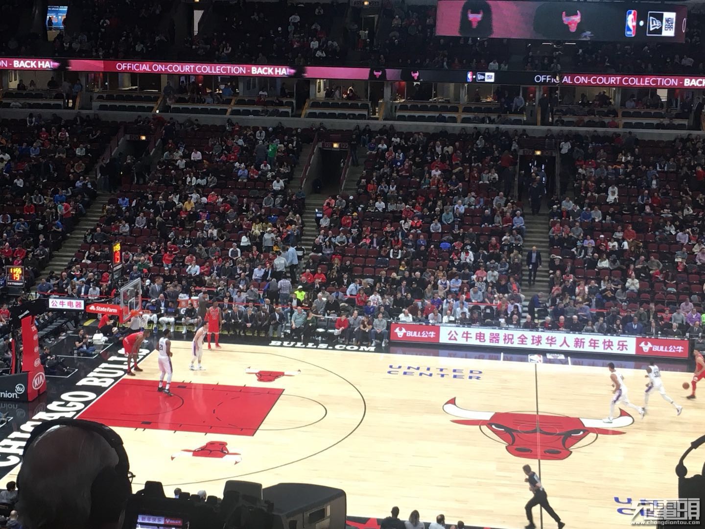 包含场面火爆！NBA观众席沸腾不已的词条