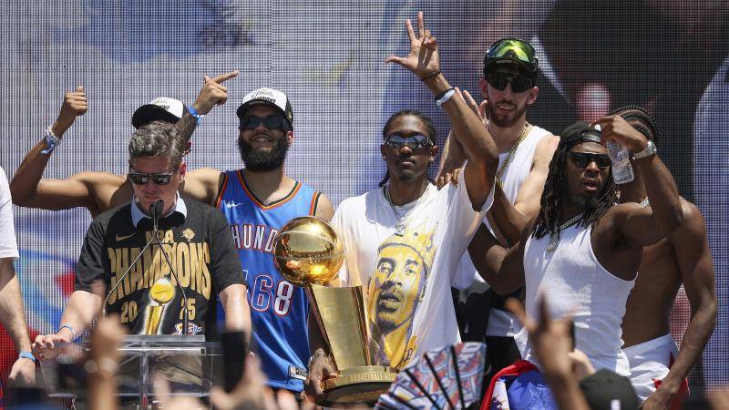 惊天逆转!NBA战队挺进四强 惊天逆转!NBA战队挺进四强