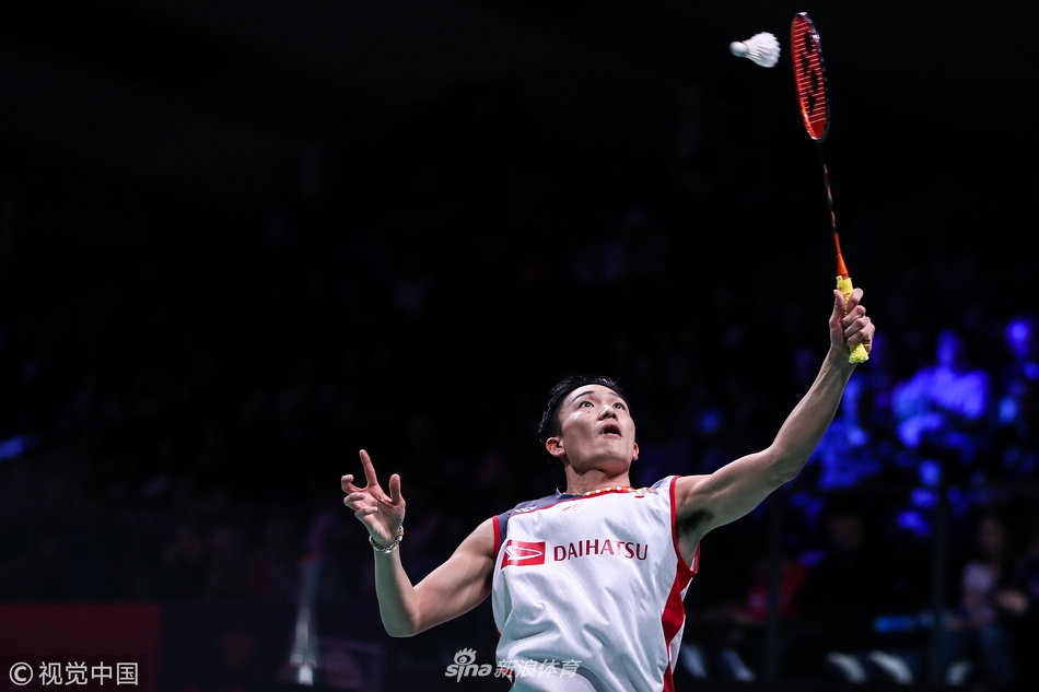 丹麦队鏖战德国队，桃田贤斗扛起全队