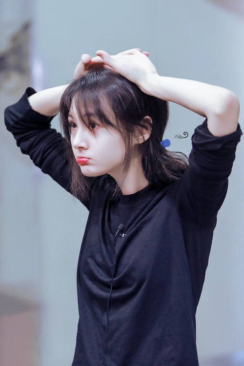 末节狂飙20分+致命抢断！范弗利特以一敌三导演逆转好戏—篮网客场险胜山西队